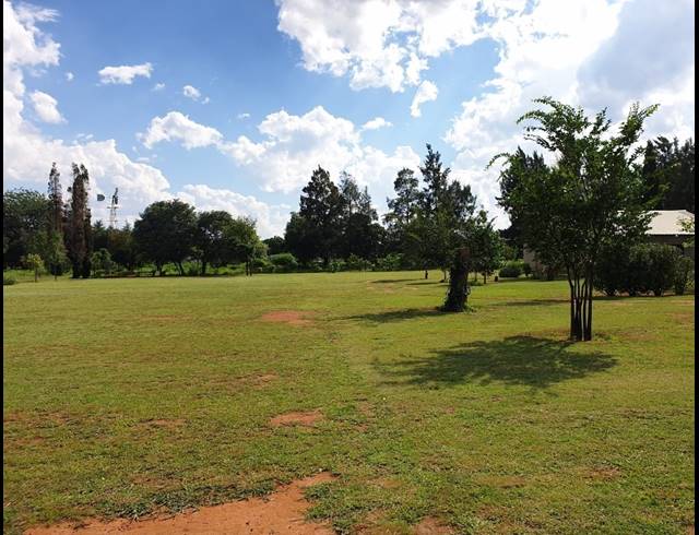 2HA SMALLHOLDING FOR SALE IN VAN DER MERWES KROON